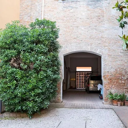 Prestigioso Flat Al Piano Terra Appartement Ferrara
